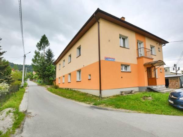 Apartament Folkowy Wujek Pod Gromadzyniem Ustrzyki Dolne Exterior photo
