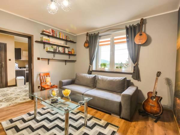 Apartament Folkowy Wujek Pod Gromadzyniem Ustrzyki Dolne Exterior photo